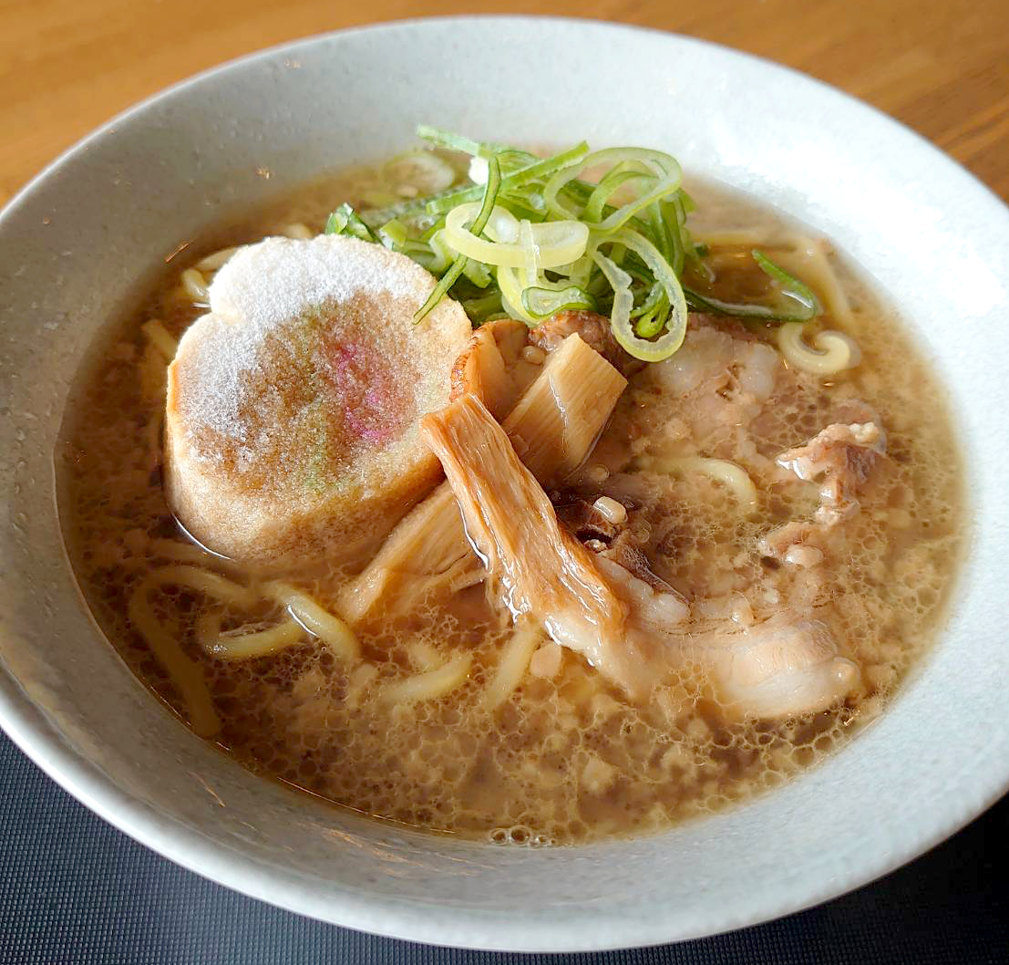 しょうゆラーメン｜北見市民会館内のレストラン「コーヒー＆お食事リブラぴあ〜の」